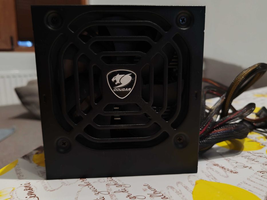 Cougar STX 650W 80+