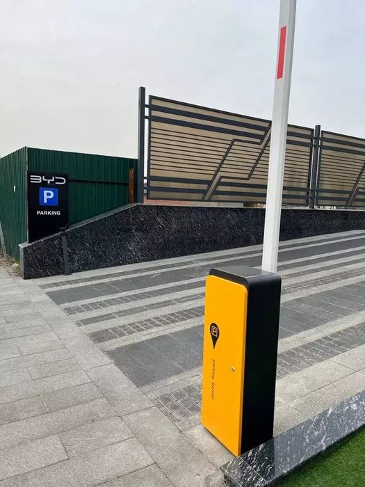 Шлагбаум,  шлагбаумы, установка шлагбаумов, болларды, барьер турникеты