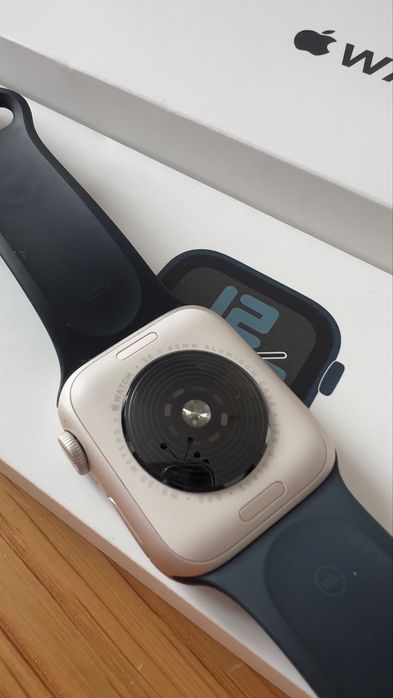 Apple watch SE 2 full box 40mm