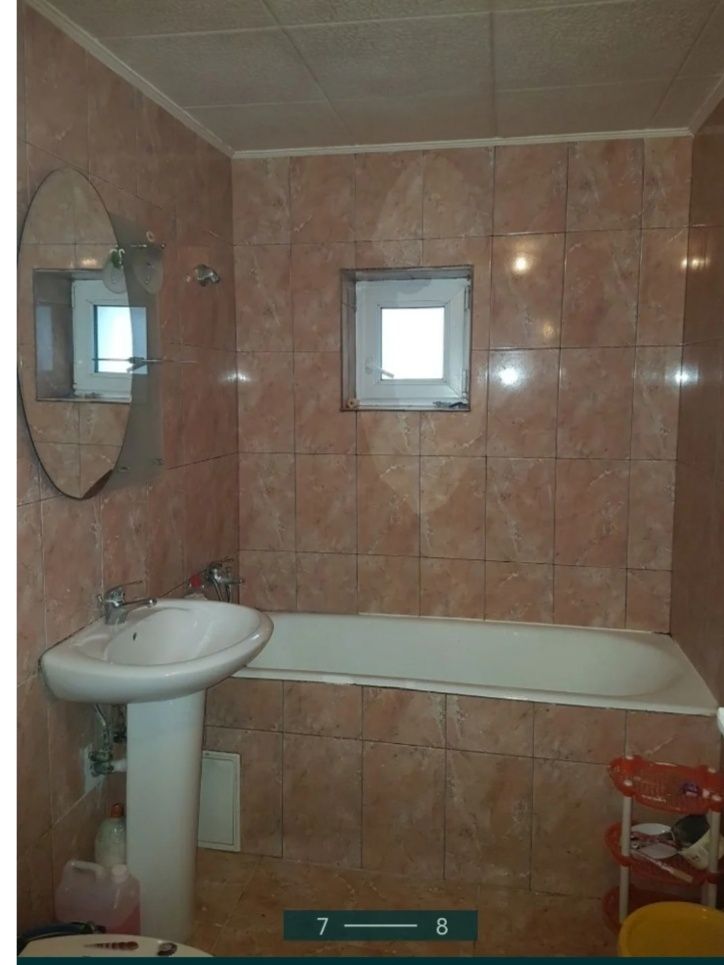 Apartament 3 camere, pod, beci, garaj sub bloc j