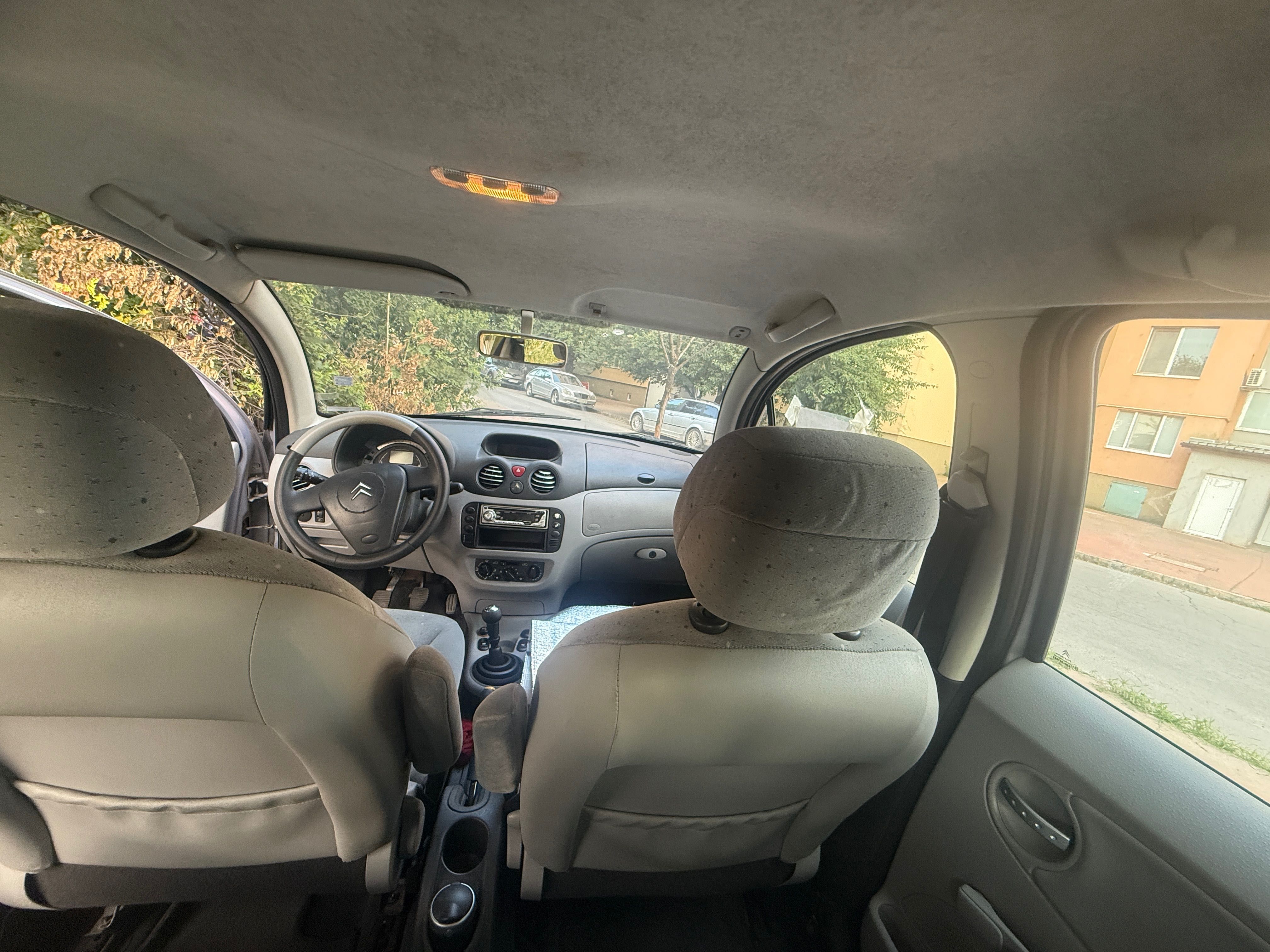Лек автомобил Citroen c3
