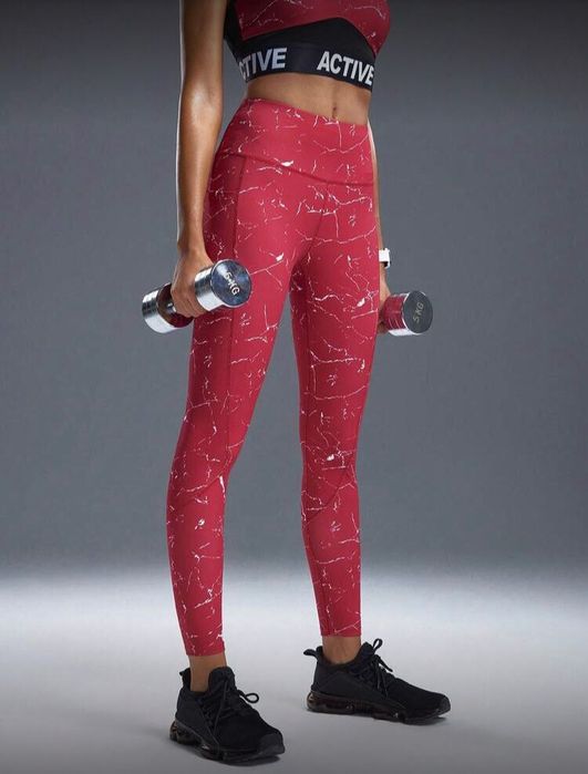 Дамски спортен сет