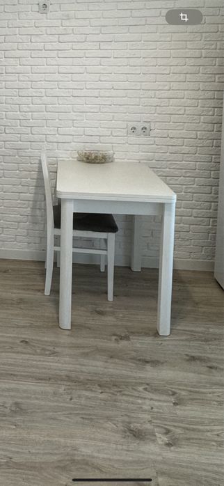 Продам кухонный стол