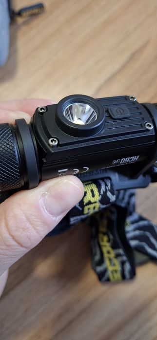 Lanterna frontală Nitecore hc60 v2