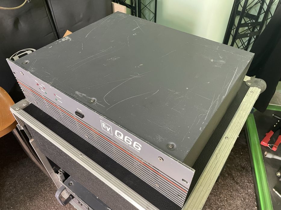 Vand Amplificator ElectroVoice Q66