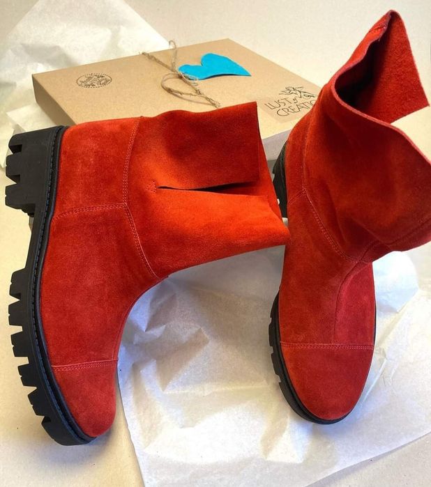 Ghete rosii piele intoarsa 38