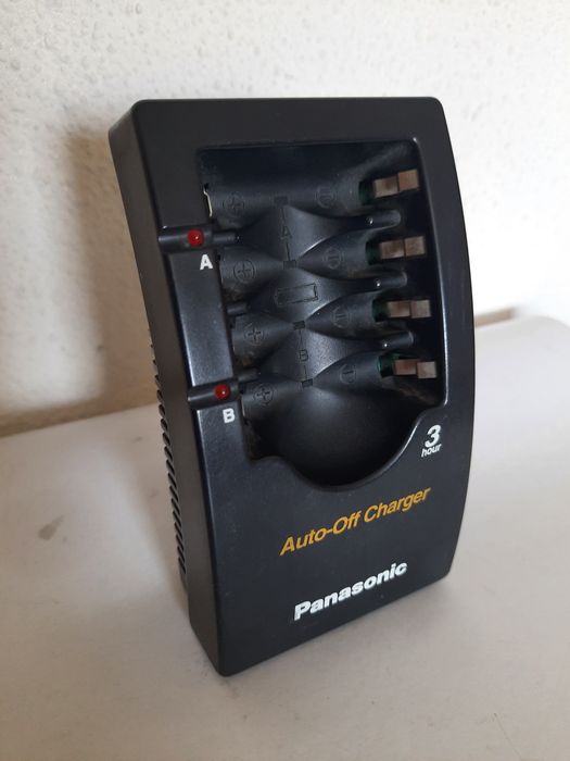 Incarcator acumulatori Panasonic NI-CD