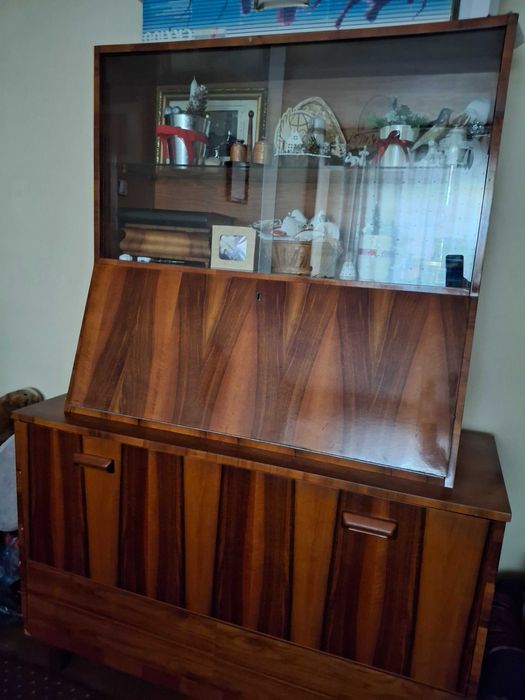 Dulap pentru lenjerie si haine