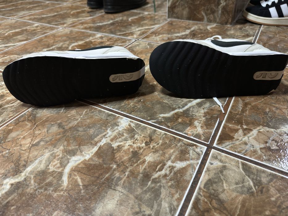 Pantofi sport adidasi NIKE Airmax bej