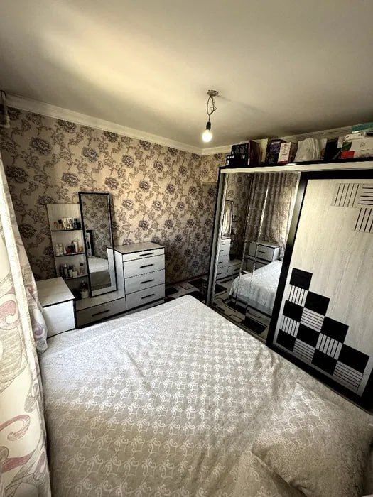 2/8/9 (8-этаж). Сергели 8. Квартира 58 м². Метро "Yangihayot" - 700 м.