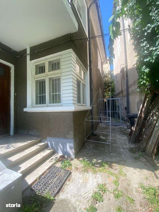 Apartament 3 camere Copou - Lascăr Catargi , 70 mp , curte beci