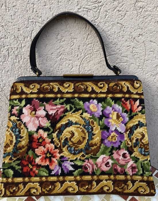 Superba geanta cu maner-forma trapezoidala-goblen-Franta