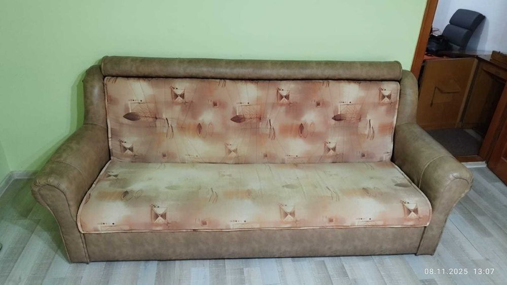 Vand mobila sufragerie