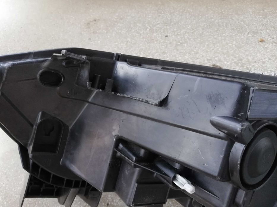 Фар Renault Espace 5 FULL LED десен/ Фар Рено Еспейс LED Оригинален