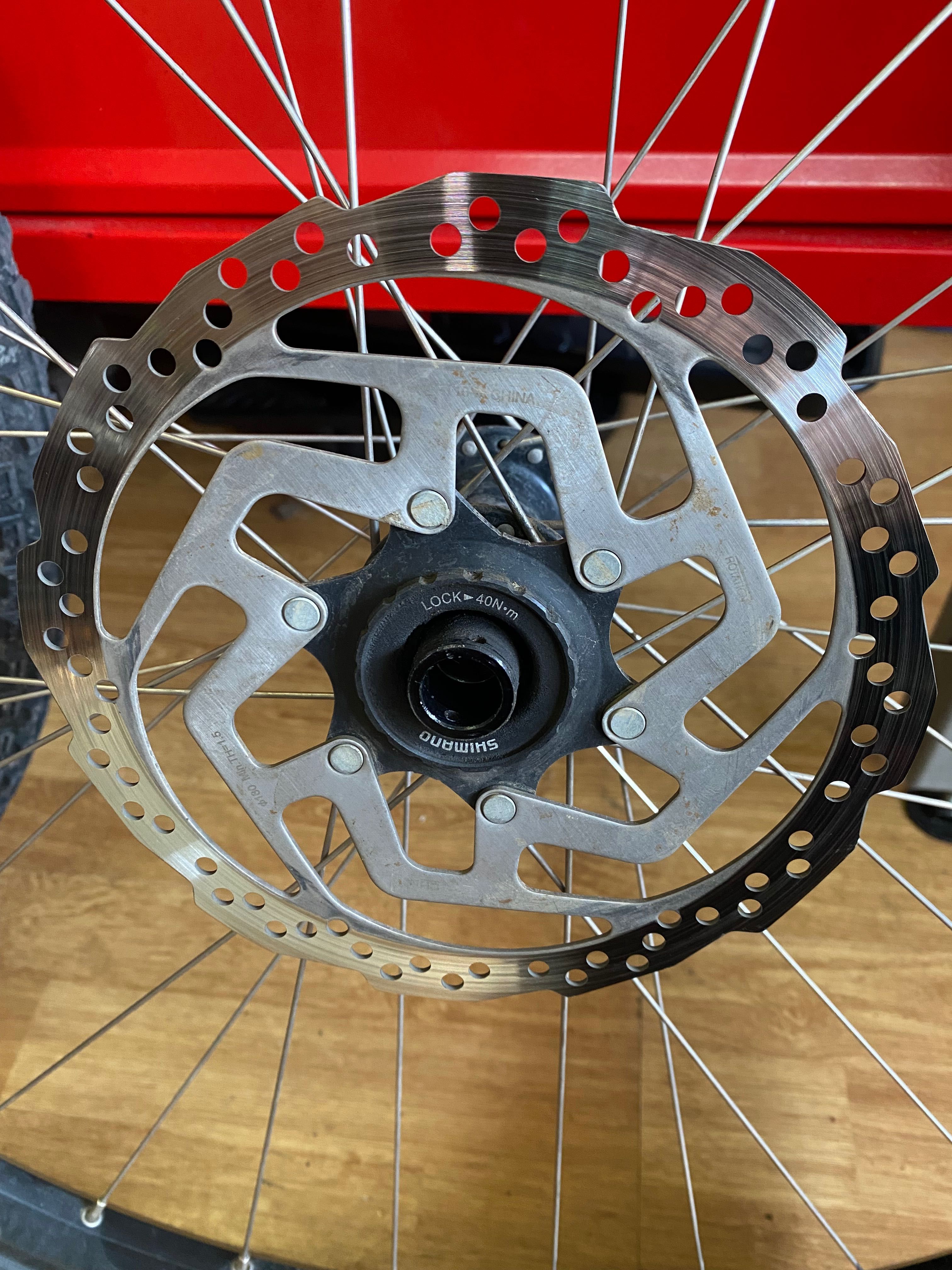 Roti mountainbike  29 cu discuri si caseta Shimano