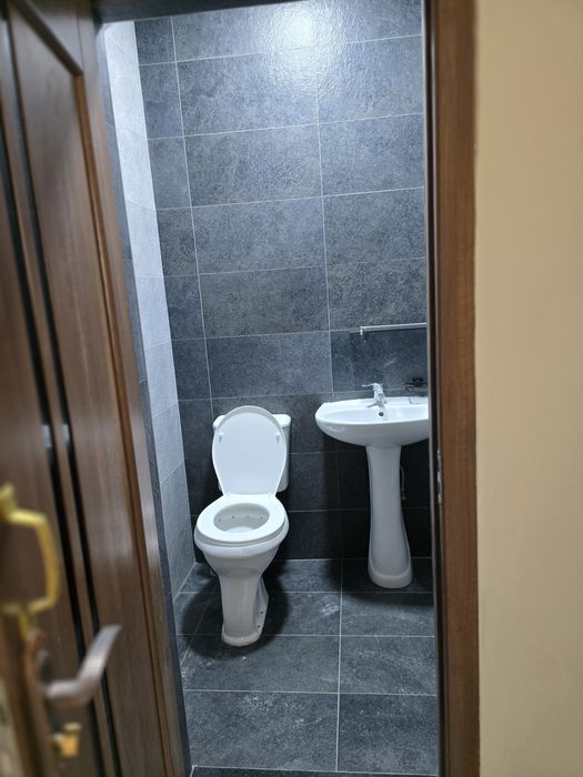 Аренда офис 150 кв на рисовом в доль дороге