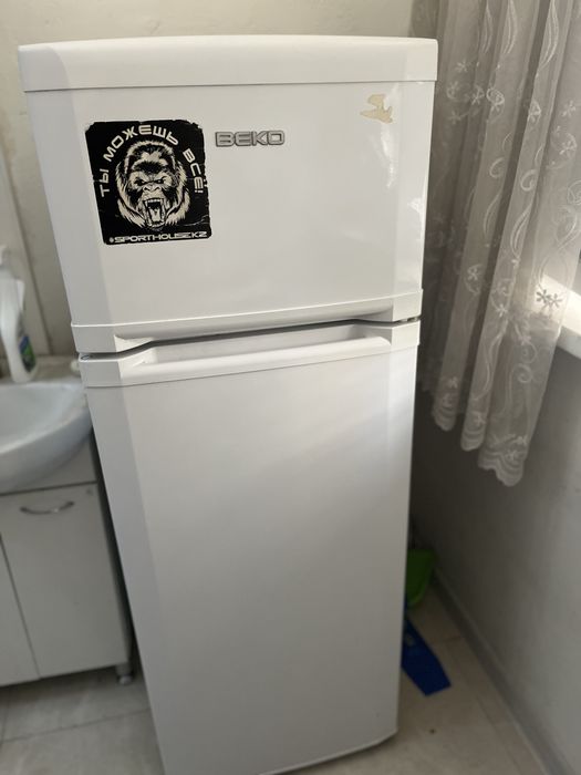 Холодильник Beko  в хорошем состояние