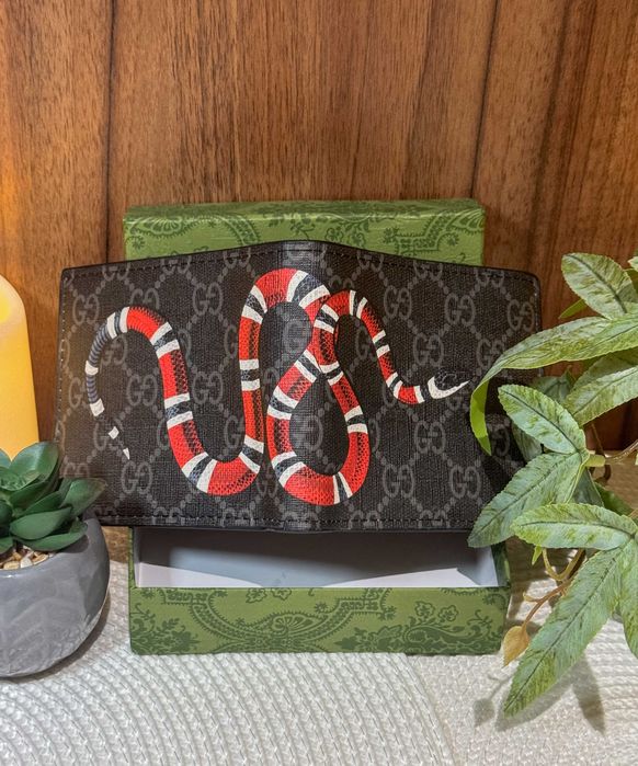 Луксозни портфейли – Louis Vuitton, Gucci, YSL