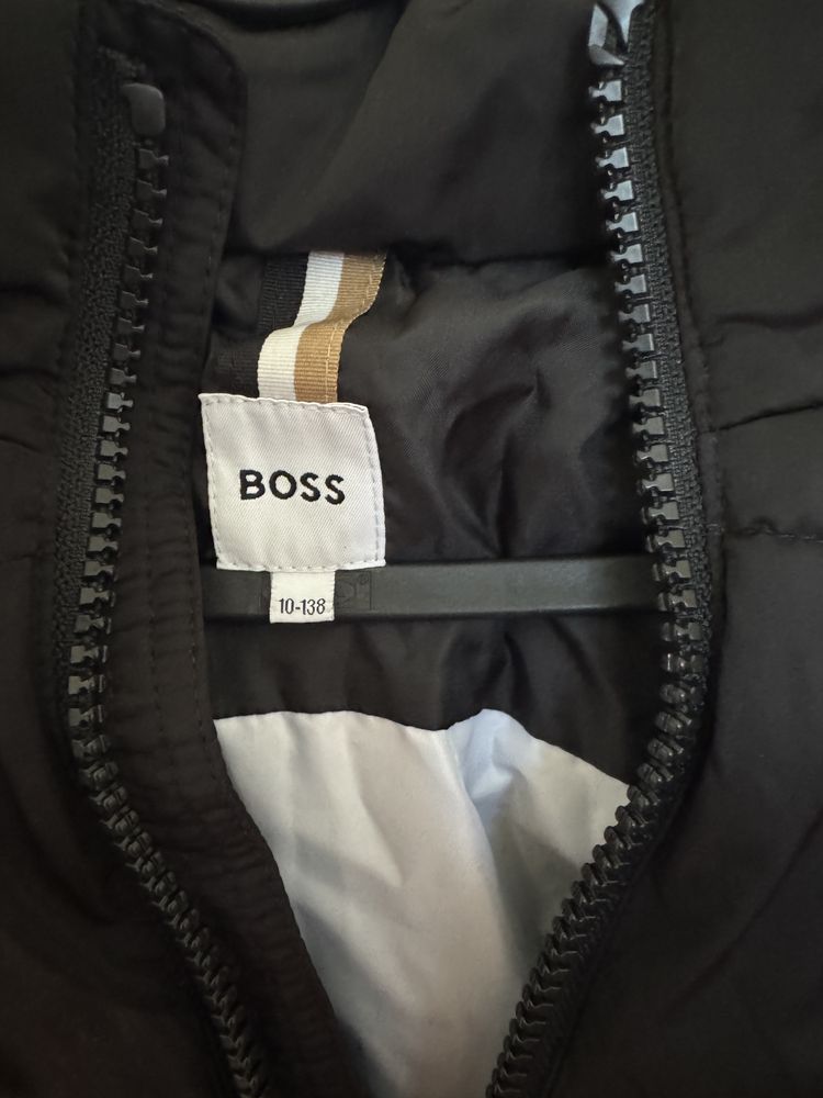 Детско яке Boss, размер 138 см