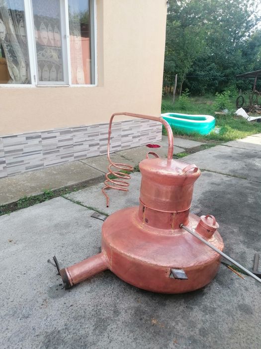 Vand cazane de țuică de 120 litri cu fundul de 3. mm si pretii de 2.mm