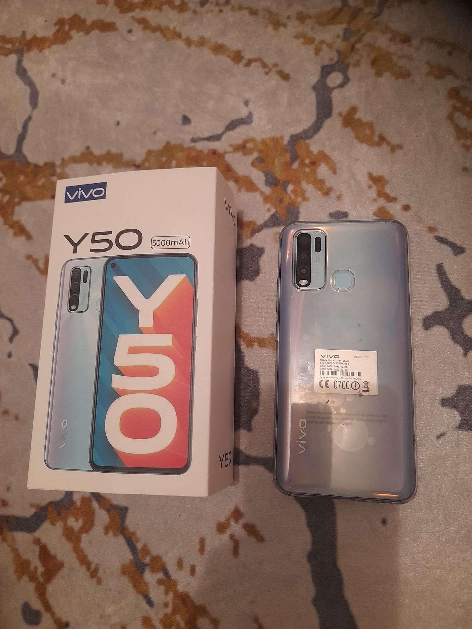 Vivo Y 50        c