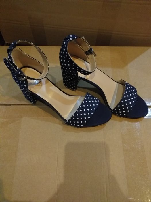 Sandale cu toc noi Graceland