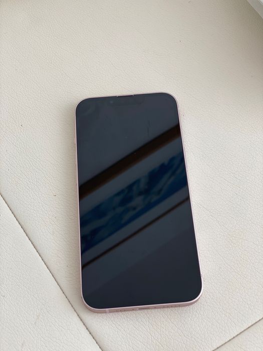 iPhone 13, 256GB като нов + много подаръци