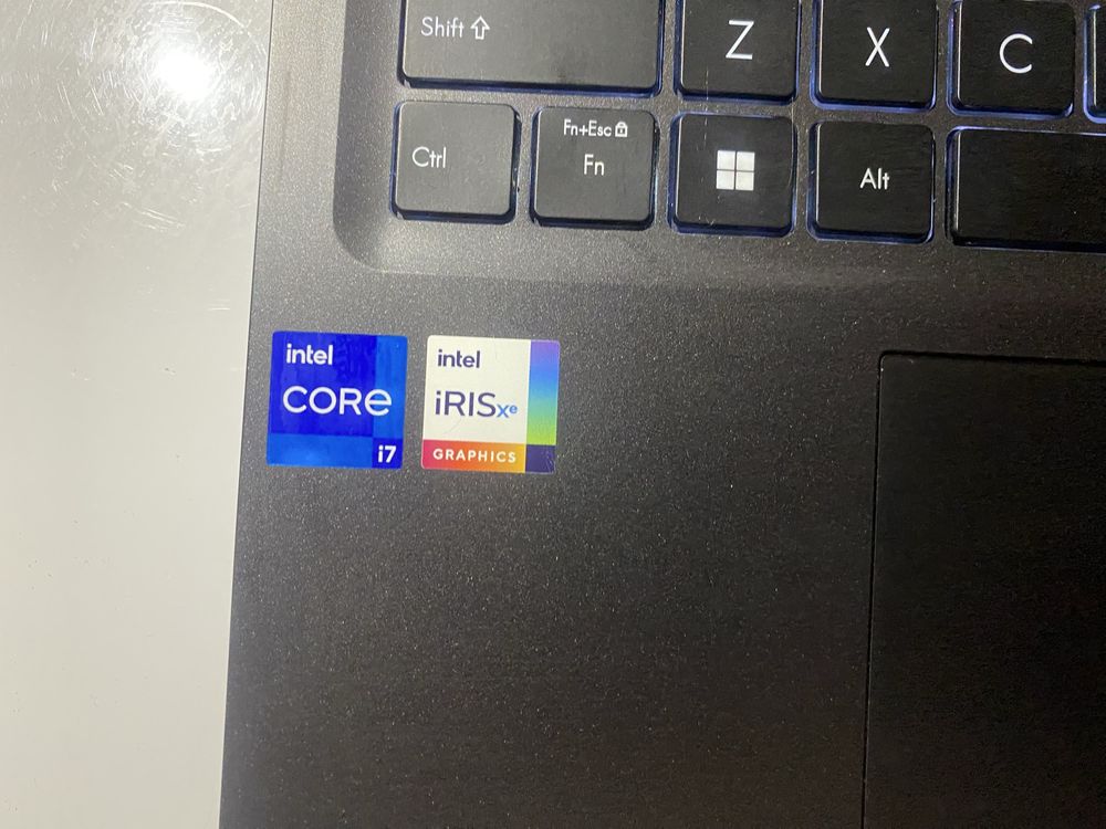 Asus    Vivobook