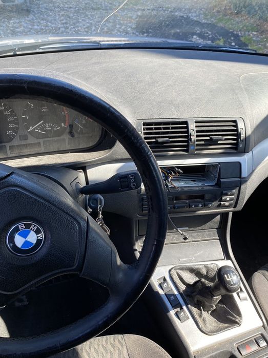 BMW 320D 136 к.с на части
