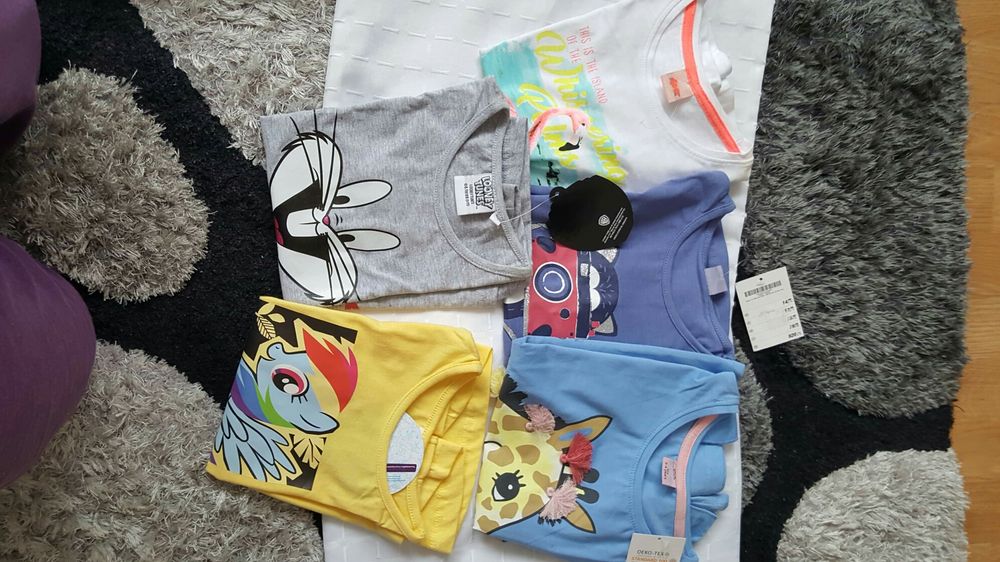 Tricouri,rochițe și compleuri pentru fetite