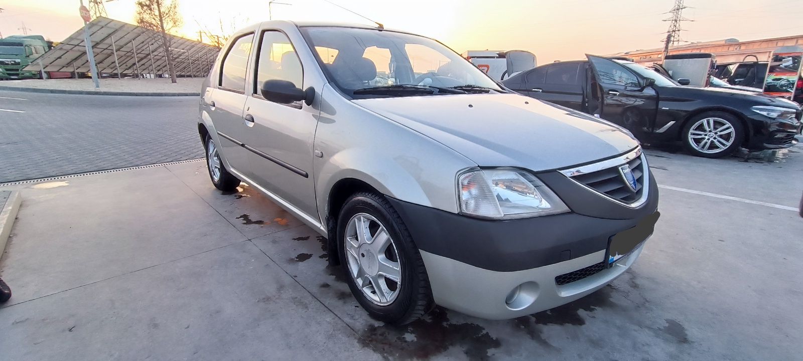 Dacia Logan 1.6MPI 66 kW 90 CP, benzină + GPL
90 CP, benzină + GPL 
-