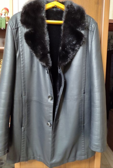 Продам мужскую дубленку