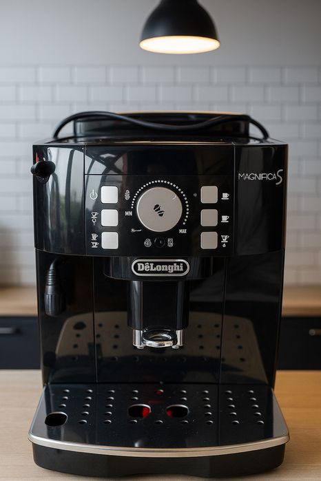 DeLonghi aparat cafea