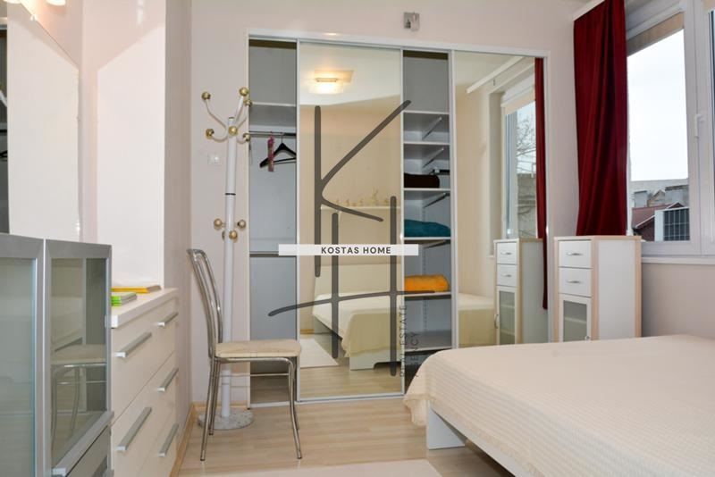 Продава се Четиристаен апартамент в Варна, ВИНС - 147 кв.м за 1939 €/кв.м - Снимка #2