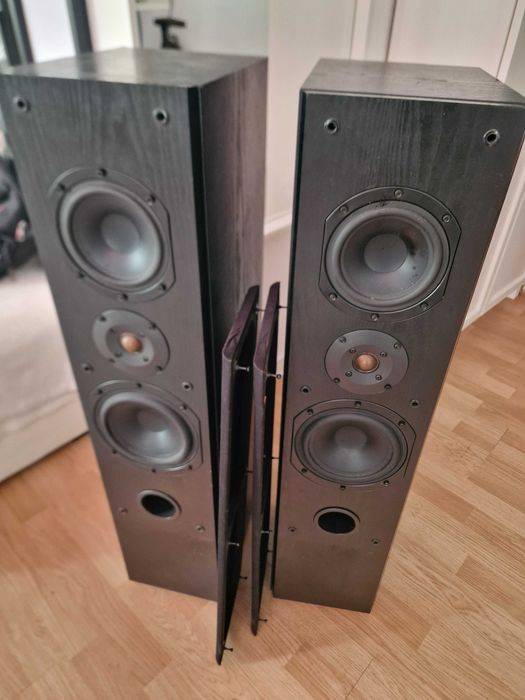 Boxe puternice tip coloana 100w 3 way speaker stare foarte buna