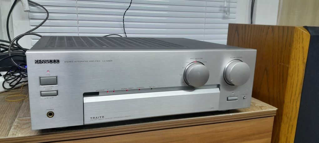 Hi-Fi усилвател KENWOOD KA-5090R
