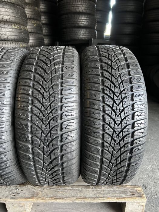 4 anvelope de iarna 205/55/16 Dunlop 7.2-7.7 mm