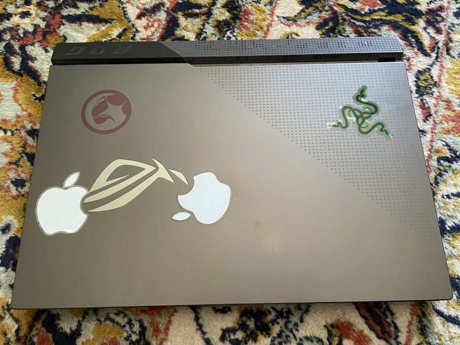Laptop de gaming in stare foarte buna