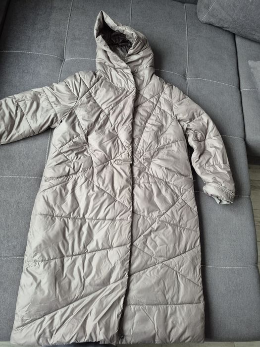 Продам зимнюю одежду