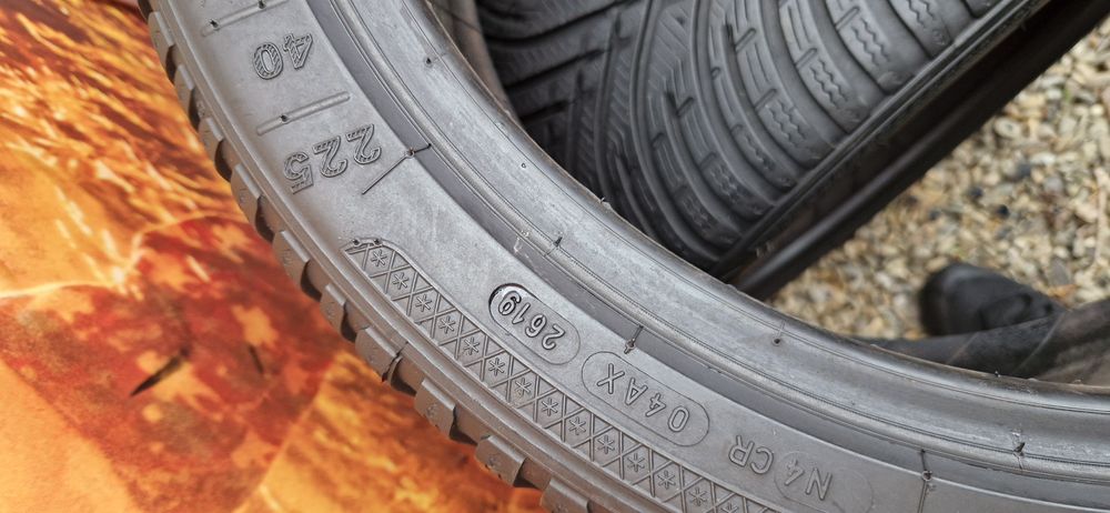 2 Anvelope impecabile Kleber 225 40 R18 M+S