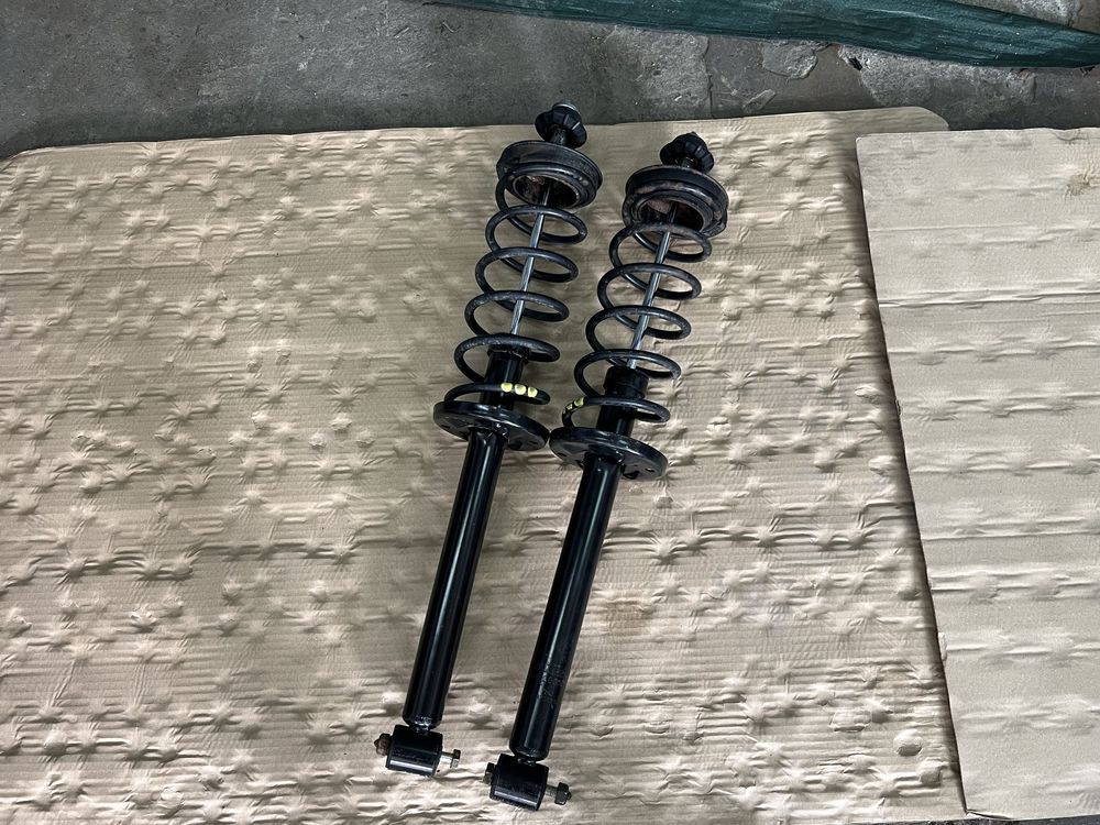 Задни амортисьори за VW Golf 3 (хечбек)