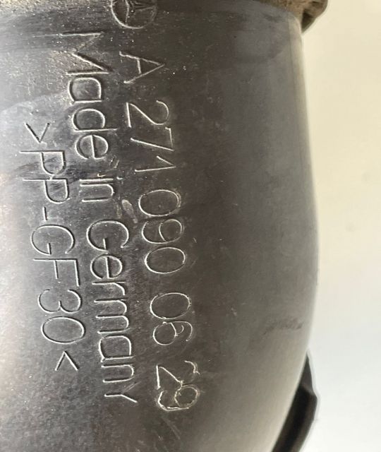 Tubulatura Cot Admisie  Debitmetru Aer 1.8 compresor A2710900629 Merc