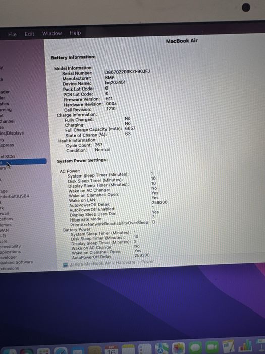 MacBook Air 13” (Early 2015) – 8GB RAM, 128GB SSD + заря