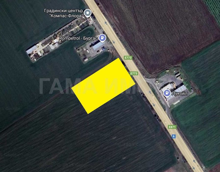 Парцел с 92 метра лице на пътя Бургас - София, до ”Ромпетрол”