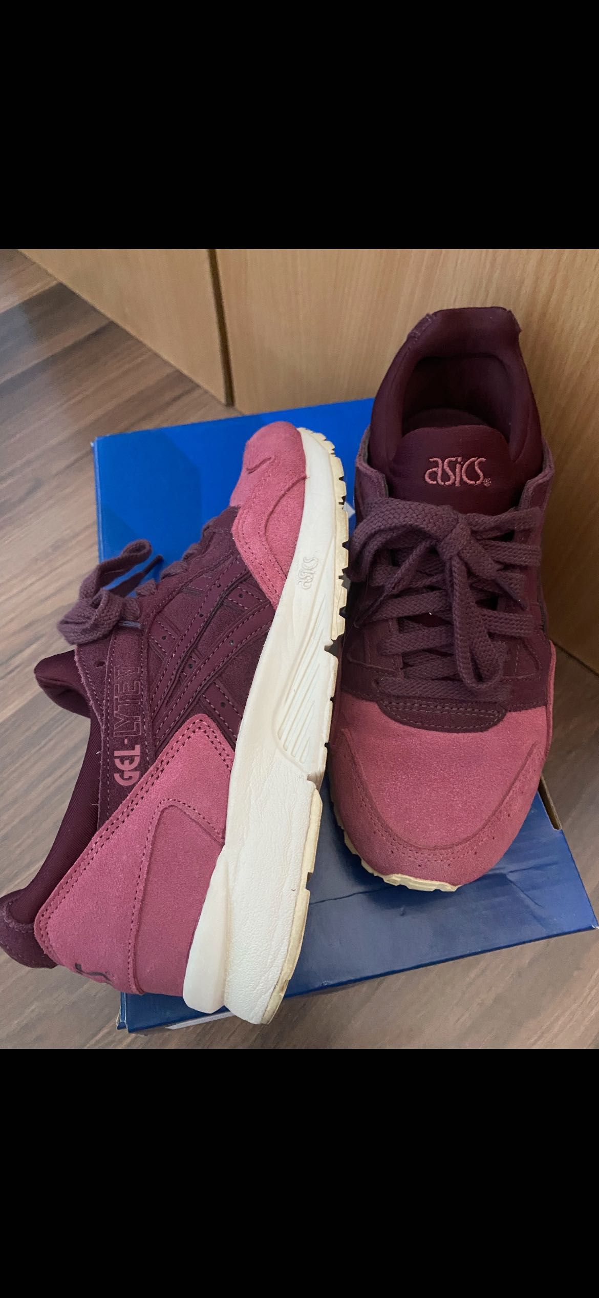 Asics gel lyte de femei  ( 9/10 )
