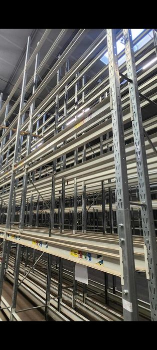 Rafturi profesionale reglabile, pret mic 70lei70