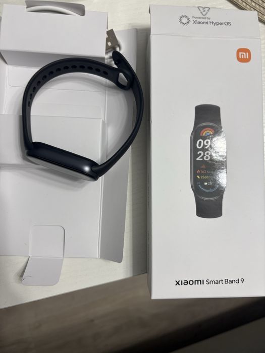 Часы Xiomi Smart Band 9