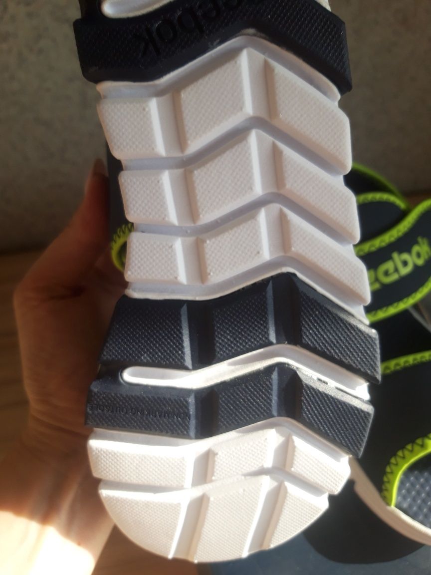 Сандали Reebok неопрен