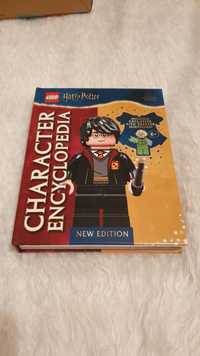 LEGO Harry Potter Character Encyclopedia - с фигурка на Rita Skeeter