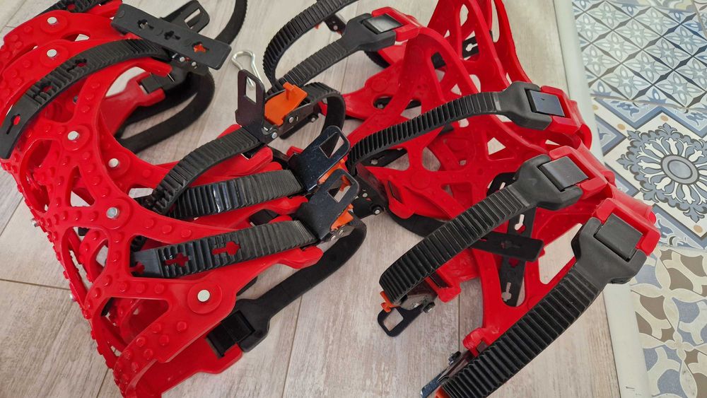 Пластмасови вериги за сняг – комплект 6 бр. (чисто нови)